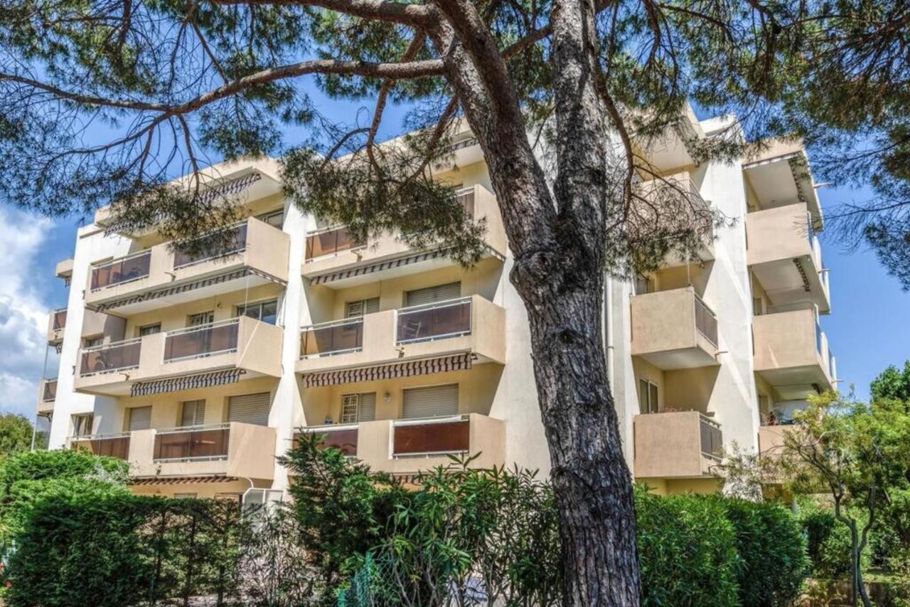 Chic Appart'Hôtel du Port Fréjus Exterior foto